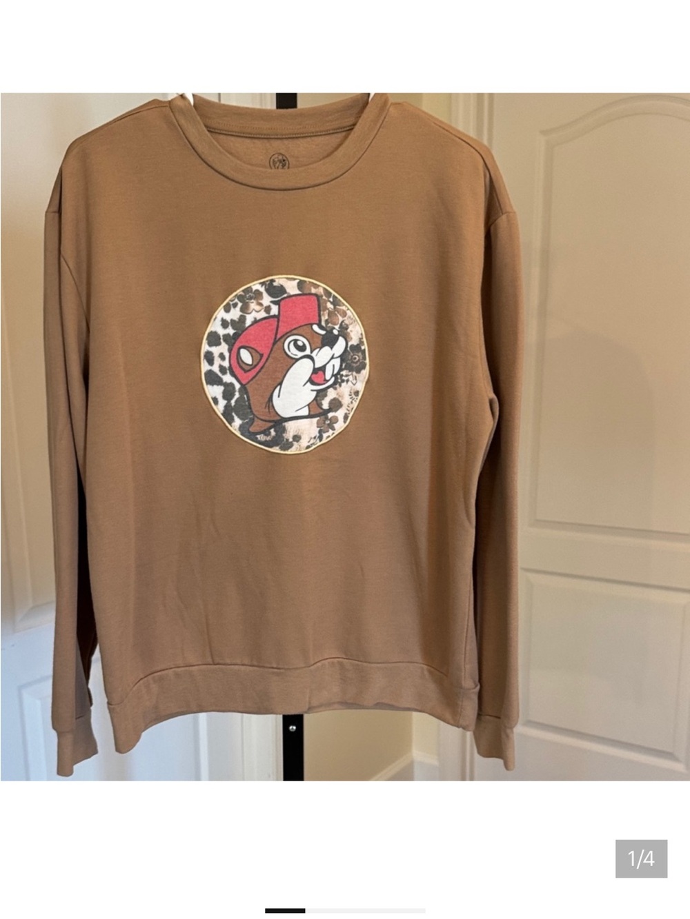 Tan Buccee’s Sweatshirt, Size M